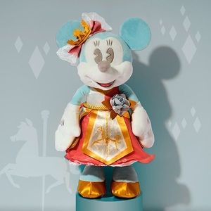 Minnie Mouse Main Attraction July Minnie